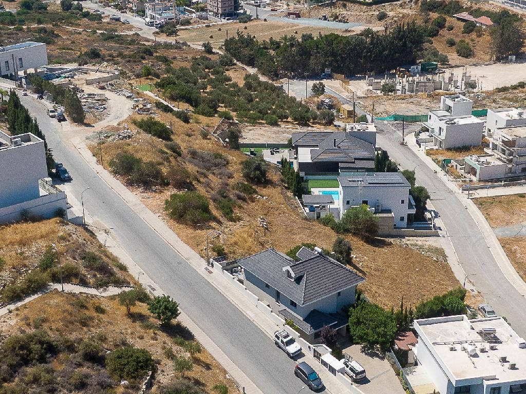 Plot - Agios Athanasios, Limassol