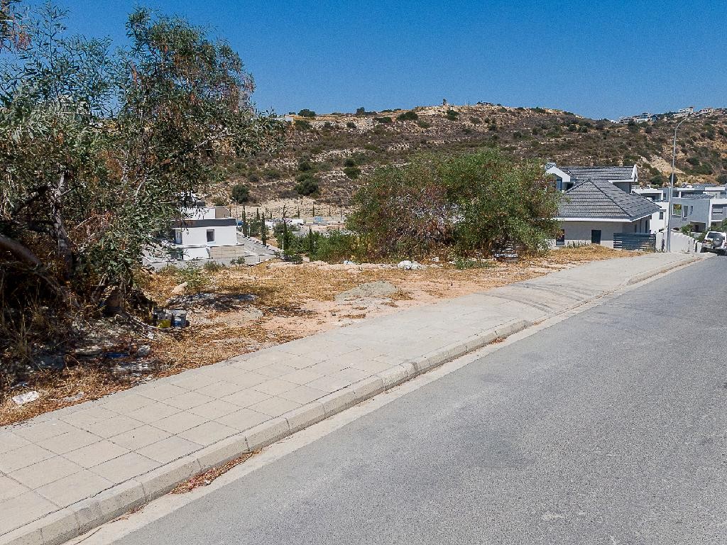 Plot - Agios Athanasios, Limassol