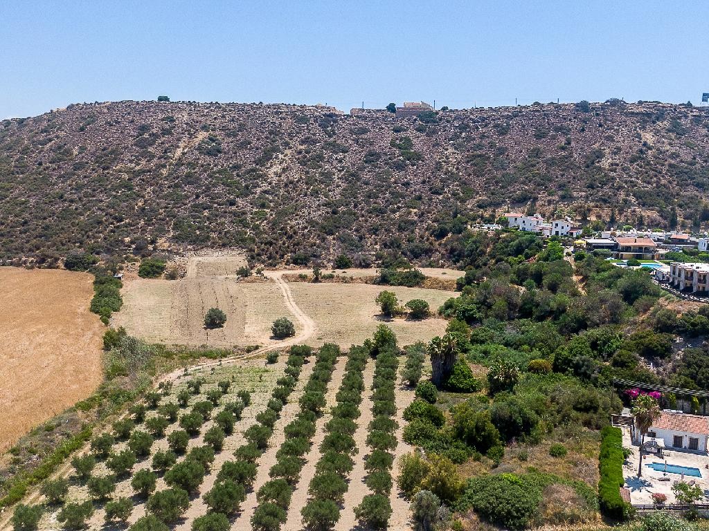 Touristic field - Pissouri, Limassol