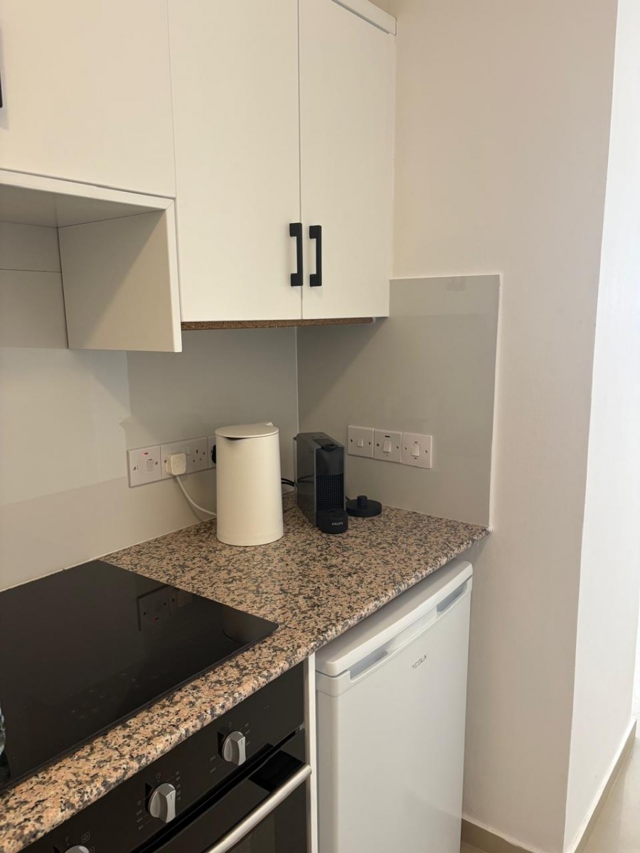 Studio For Rent  in  Peyia