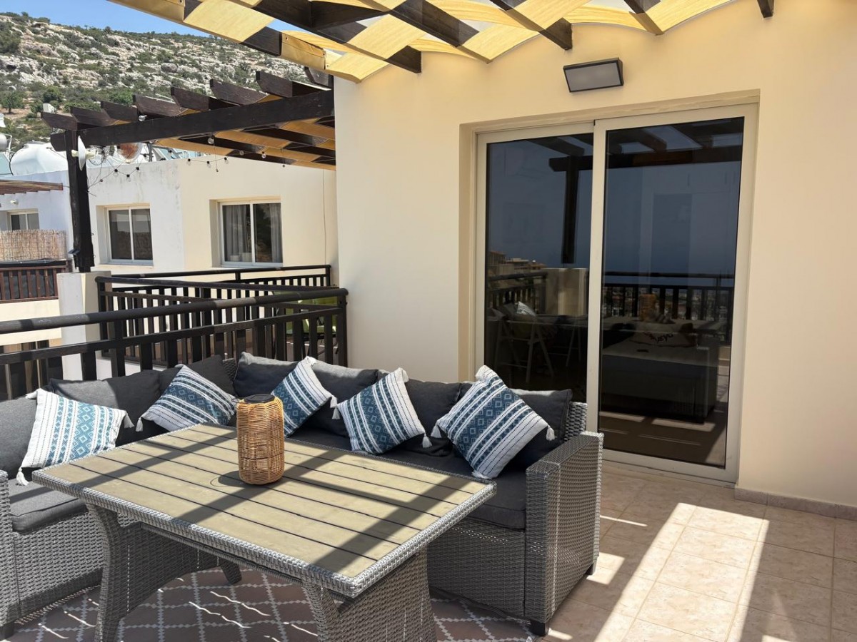 Studio For Rent  in  Peyia