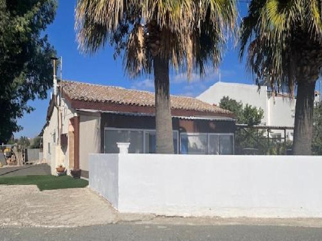 Deftera, Nicosia Detached Villa For Sale | WW31473