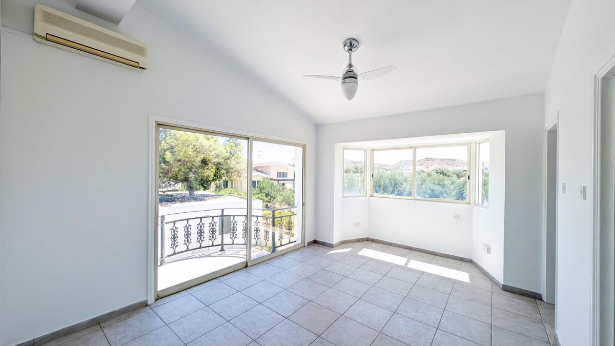Three-bedroom detached house in Tseri, Nicosia