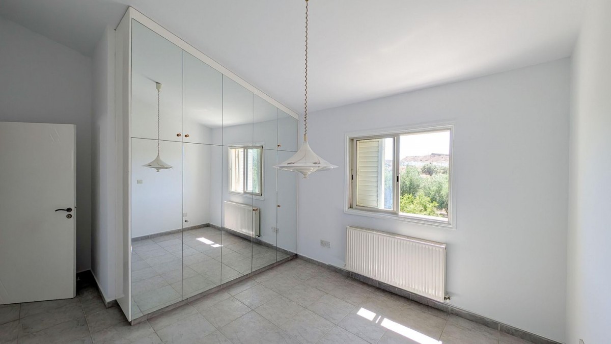 Three-bedroom detached house in Tseri, Nicosia