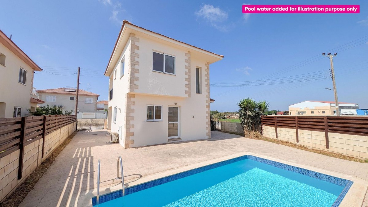 Two-bedroom house with swimming pool in Xylofagou, Larnaca
