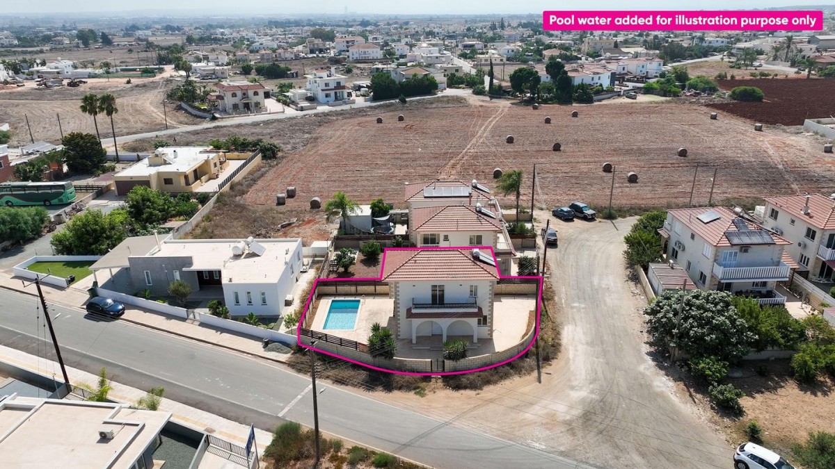 Two-bedroom house with swimming pool in Xylofagou, Larnaca