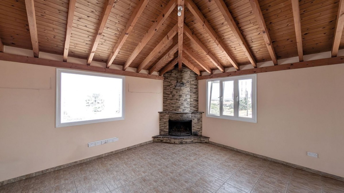 Three-bedroom House in Ormideia, Larnaca