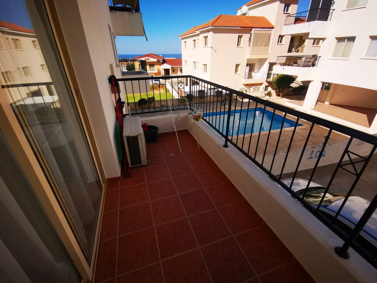 Apartment For Sale  in  Empa