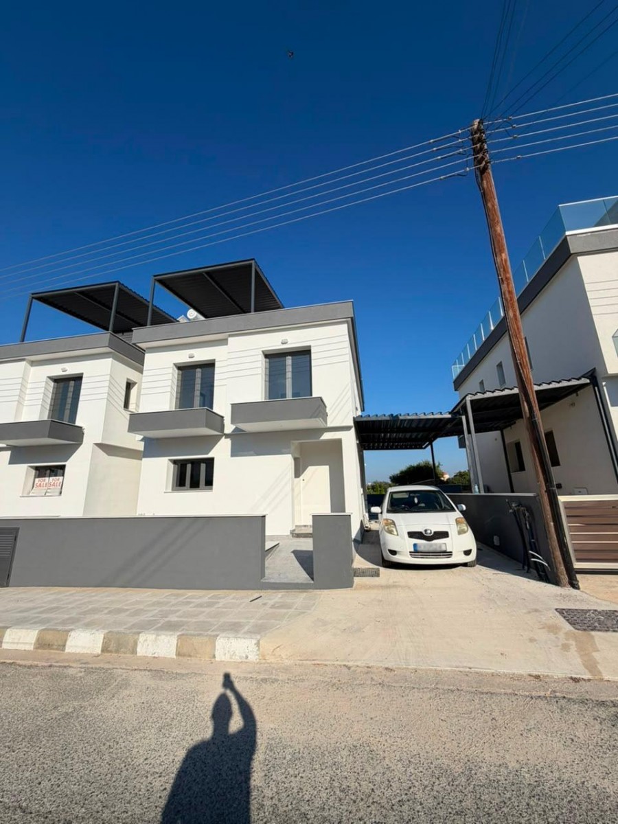 Semi Detached Villa For Sale  in  Mandria