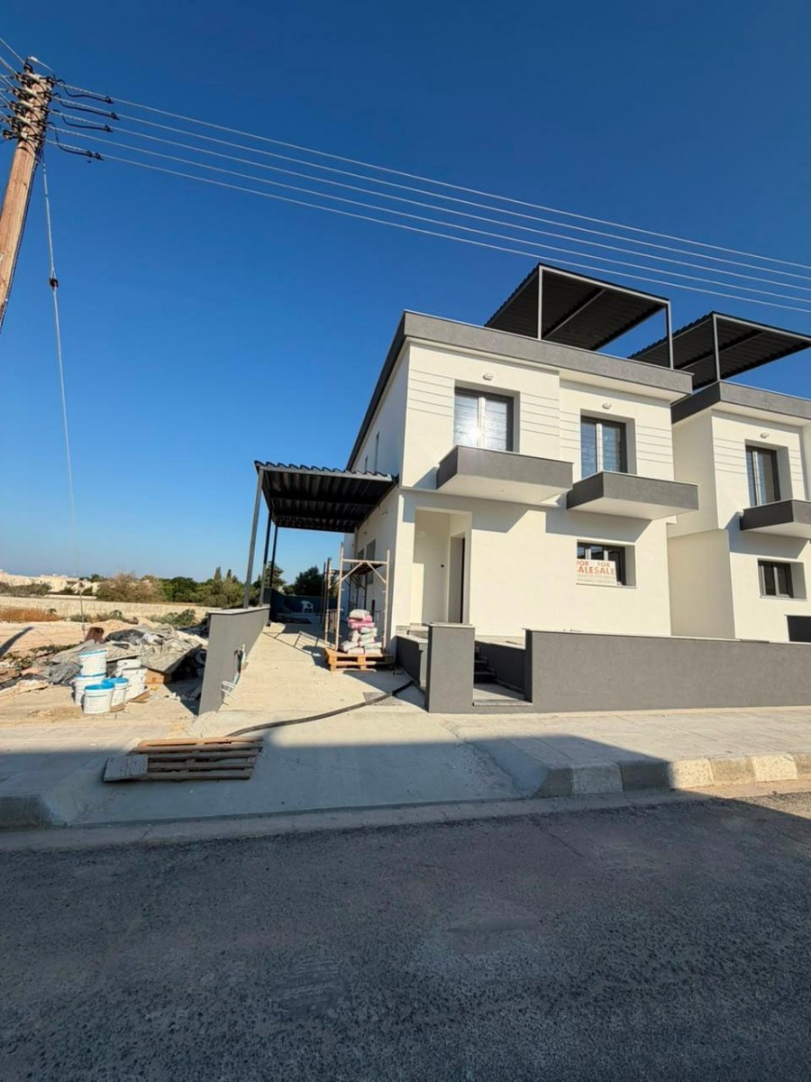 Mandria, Paphos Semi Detached Villa For Sale | WW29920