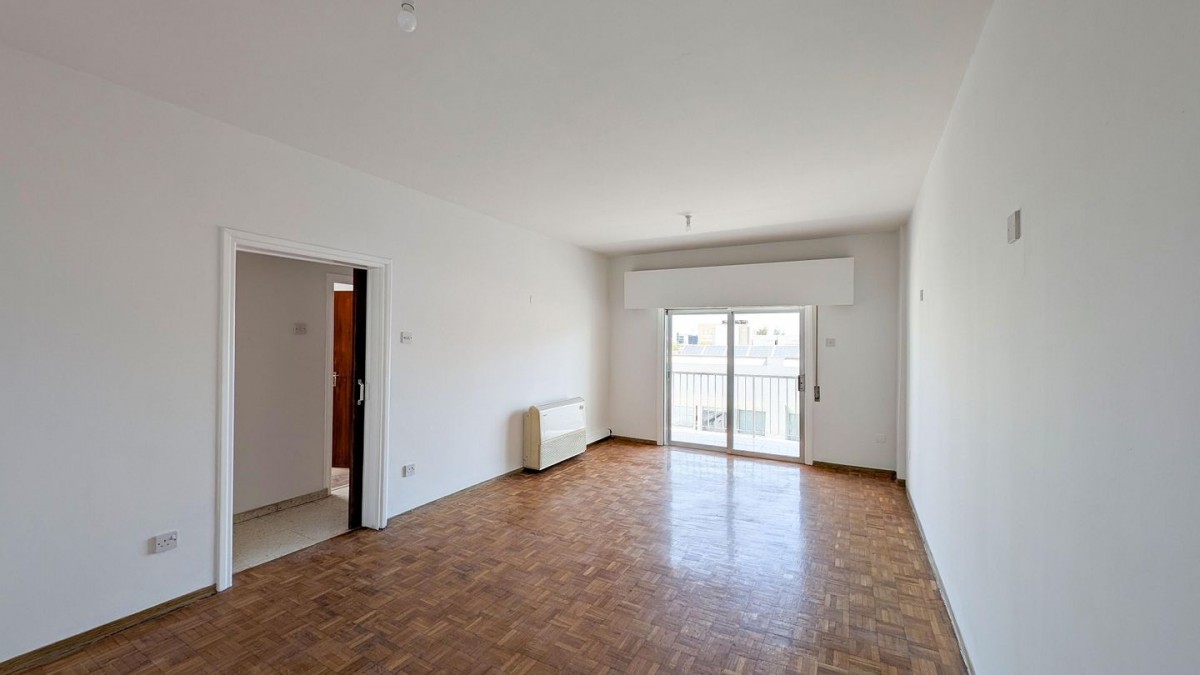 Top Floor Three-Bedroom apartment in City Center, Nicosia