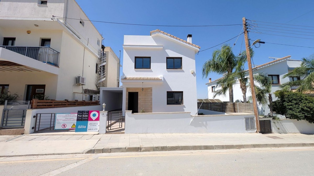 Three-Bedroom semi-detached house in Pera Chorio, Nicosia