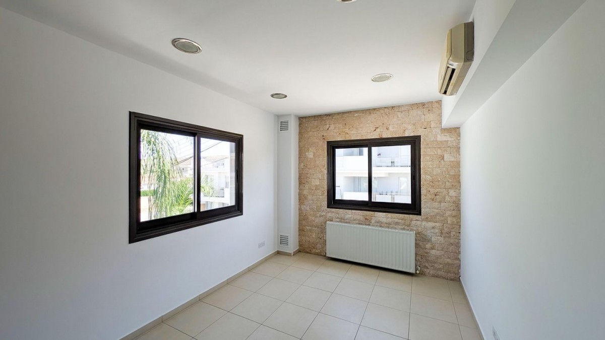 Three-Bedroom semi-detached house in Pera Chorio, Nicosia