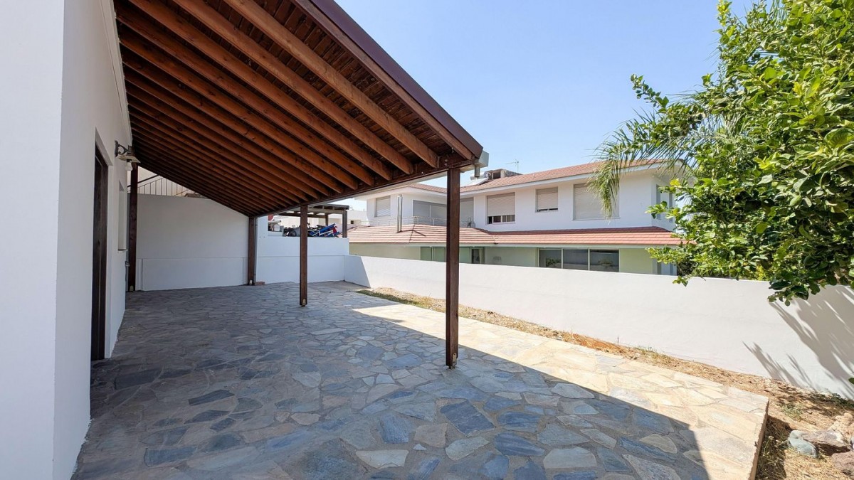 Three-Bedroom semi-detached house in Pera Chorio, Nicosia