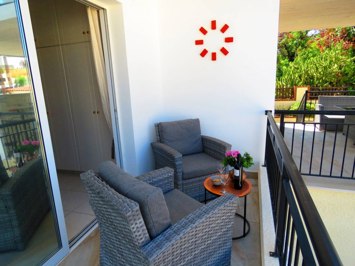 Detached Villa For Sale  in  Peyia