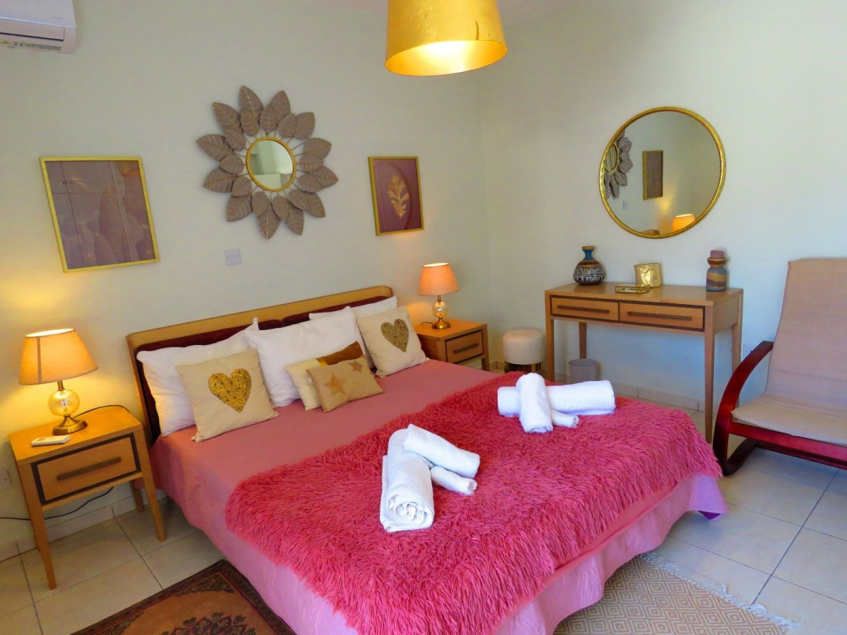Detached Villa For Sale  in  Peyia