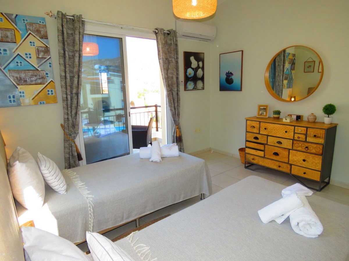 Detached Villa For Sale  in  Peyia
