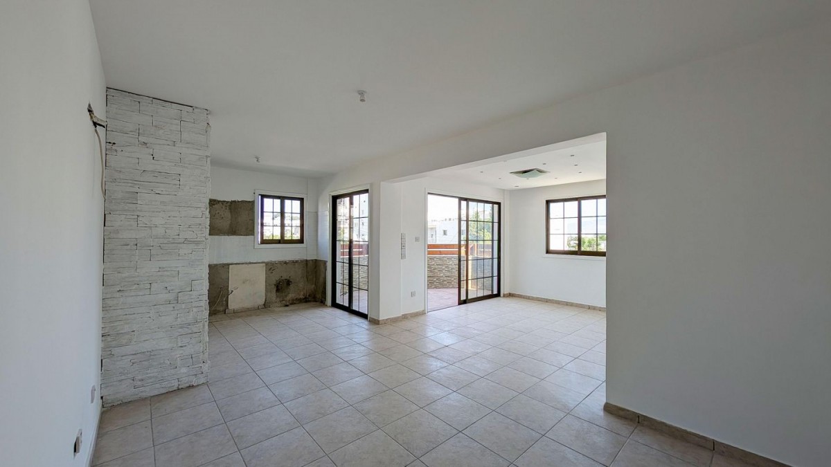 Three-Bedroom Apartment in Panagia, Nicosia