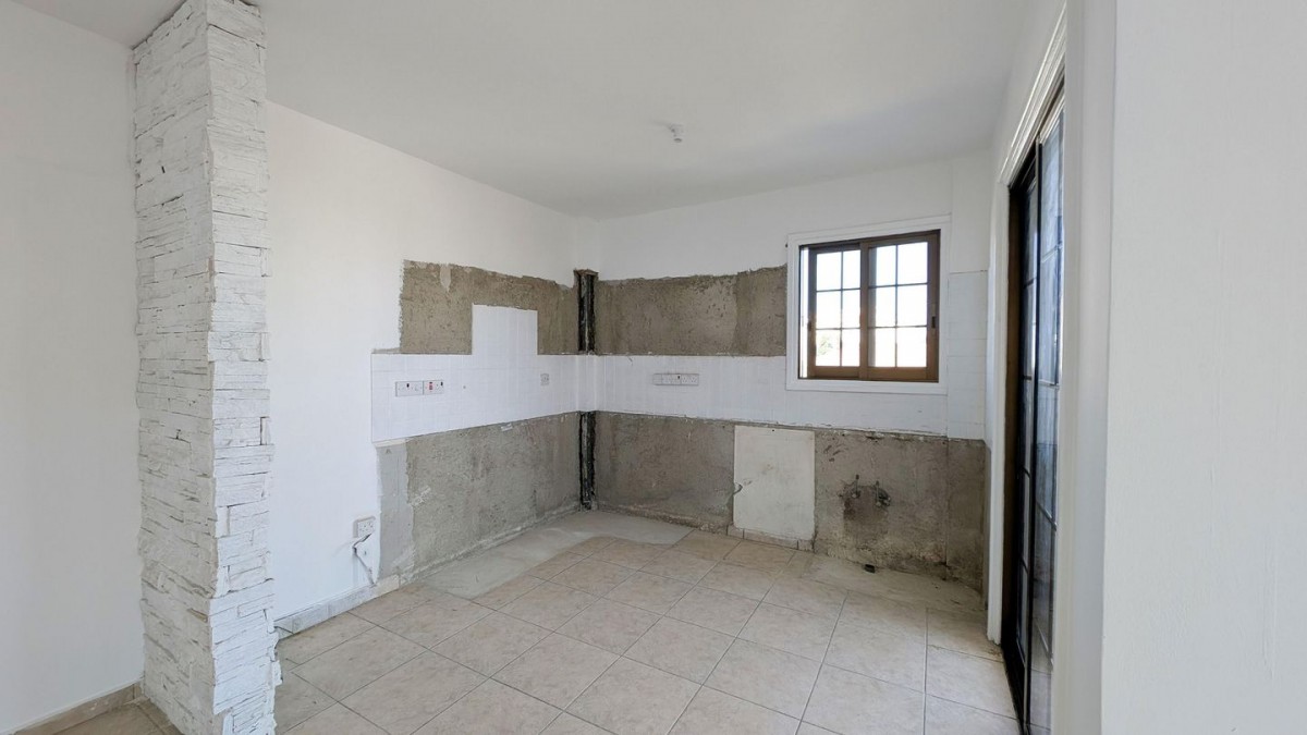 Three-Bedroom Apartment in Panagia, Nicosia