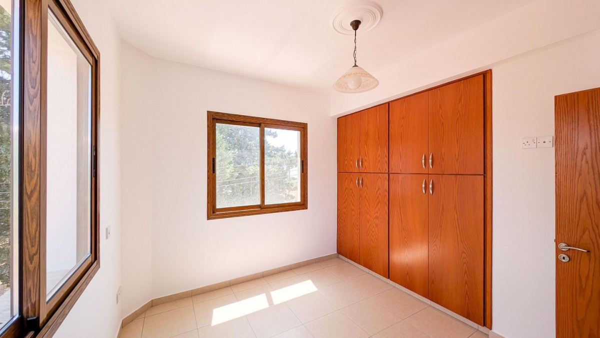Detached two-storey House in Ineia, Paphos