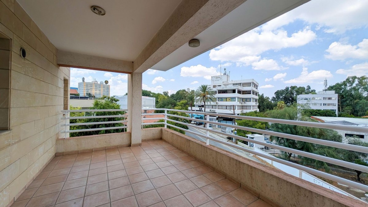 Three-bedroom Apartment in Chryseleousa, Strovolos, Nicosia