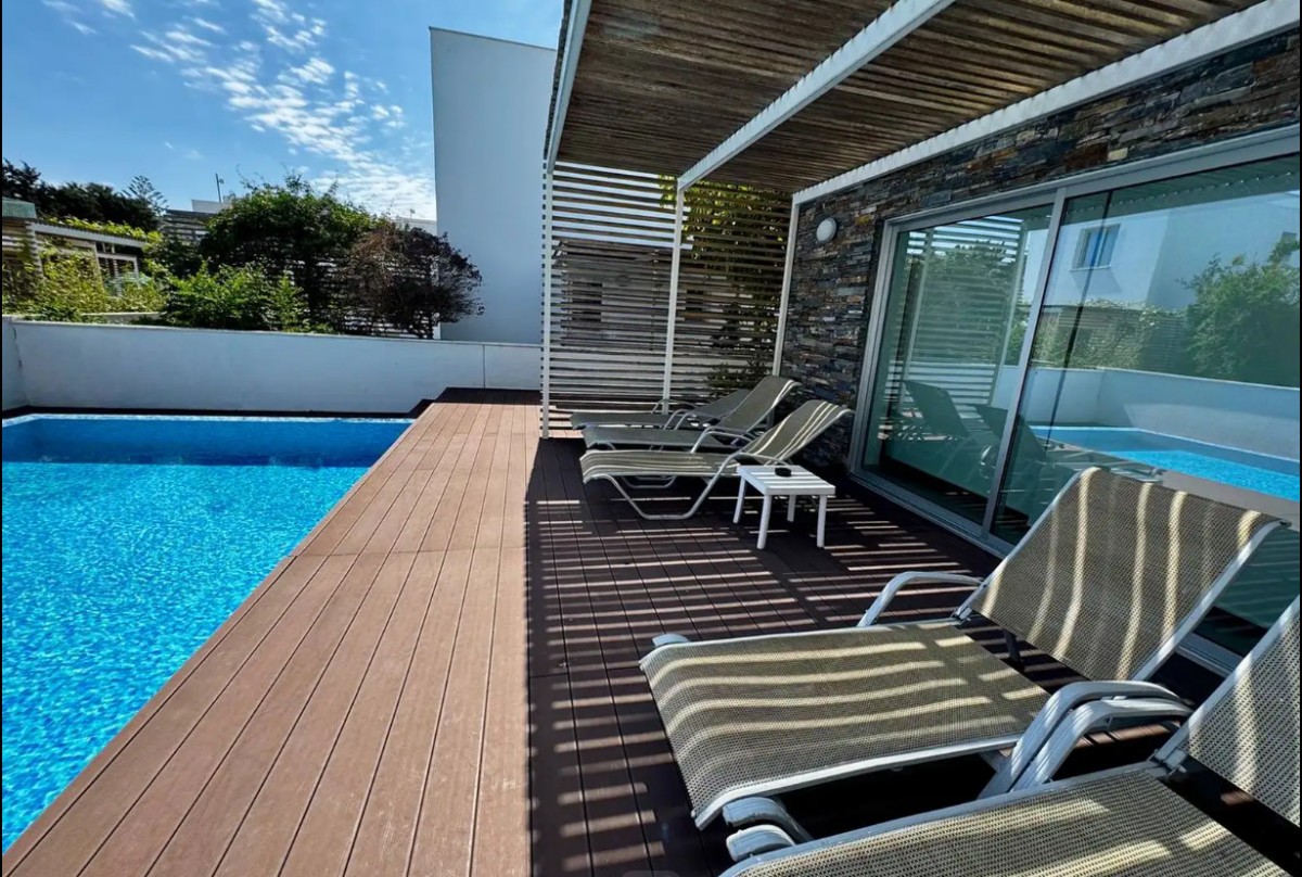 Detached Villa For Sale  in  Select Location