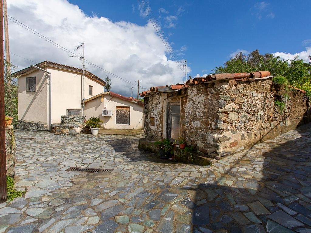 Klonari Town House / Maisonette For Sale | WW31512