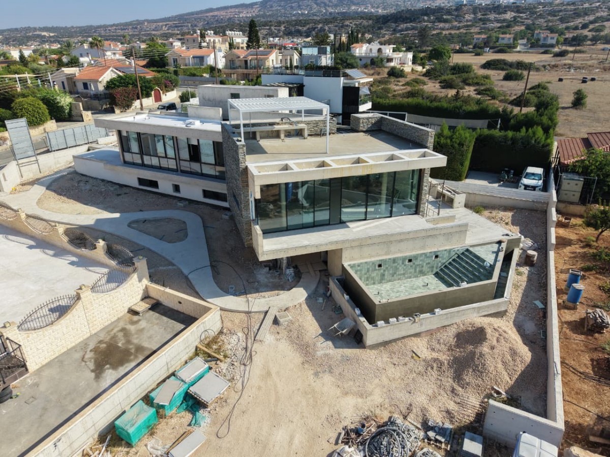Detached Villa For Sale  in  Peyia - Sea Caves