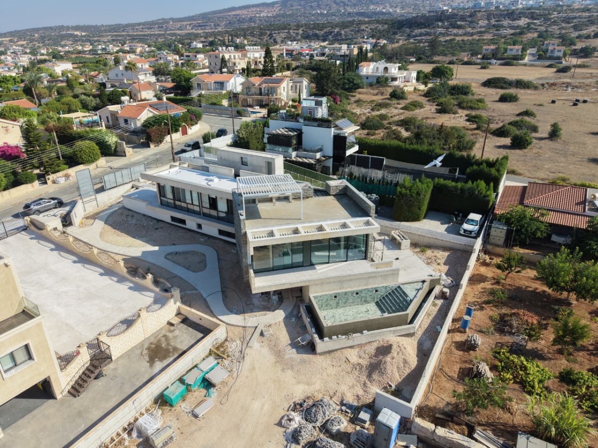 Detached Villa For Sale  in  Peyia - Sea Caves