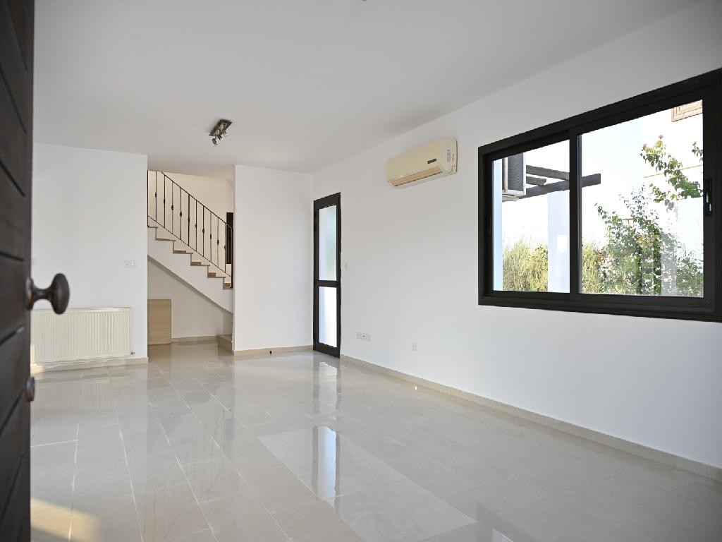 House - Sea Breeze Gardens - Perivolia, Larnaca