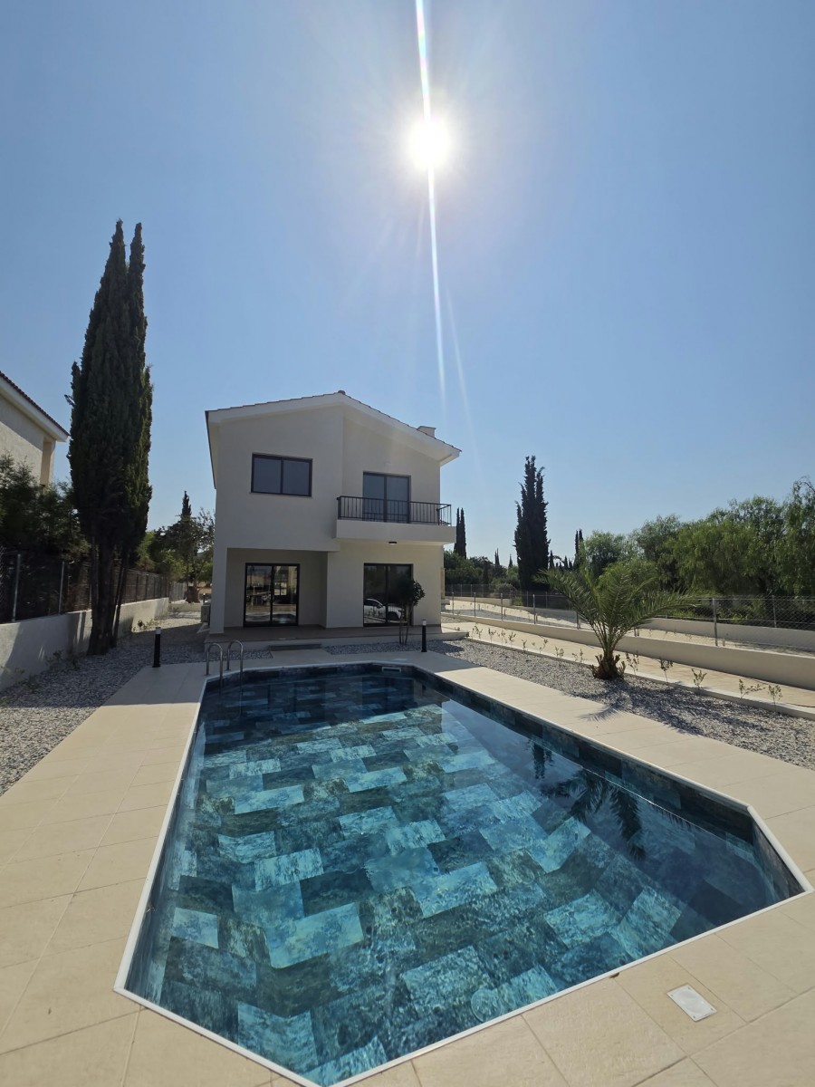 Detached Villa For Rent  in  Kouklia - Aphrodite Hills