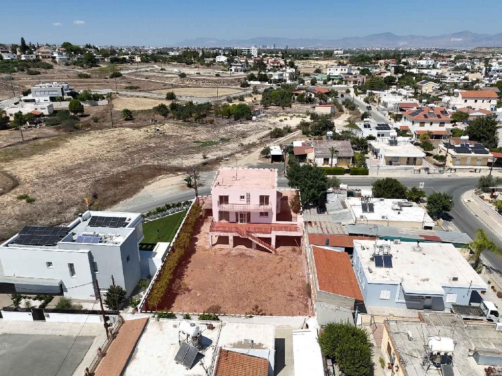 House - Geri, Nicosia