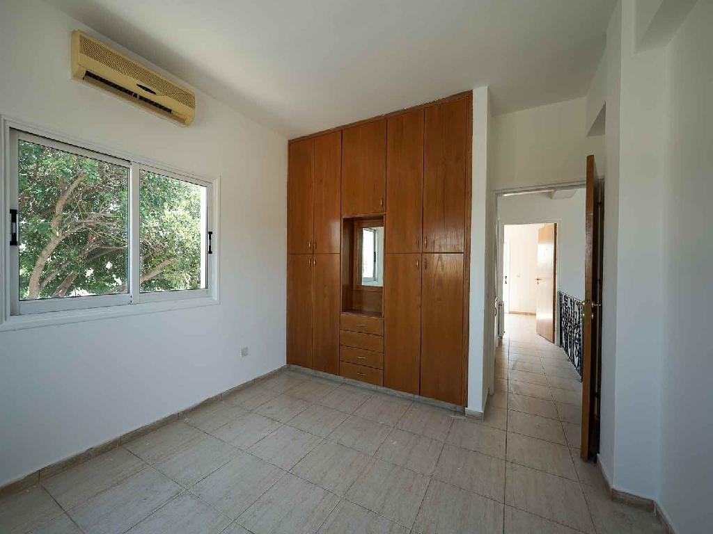 House - Geri, Nicosia