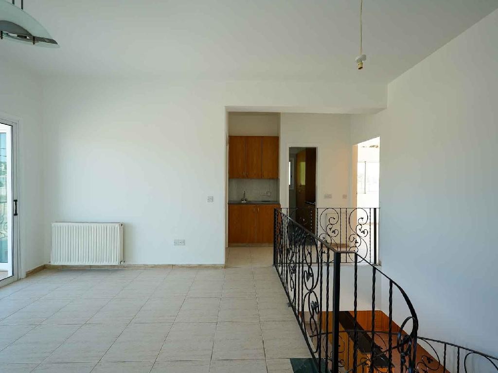 House - Geri, Nicosia