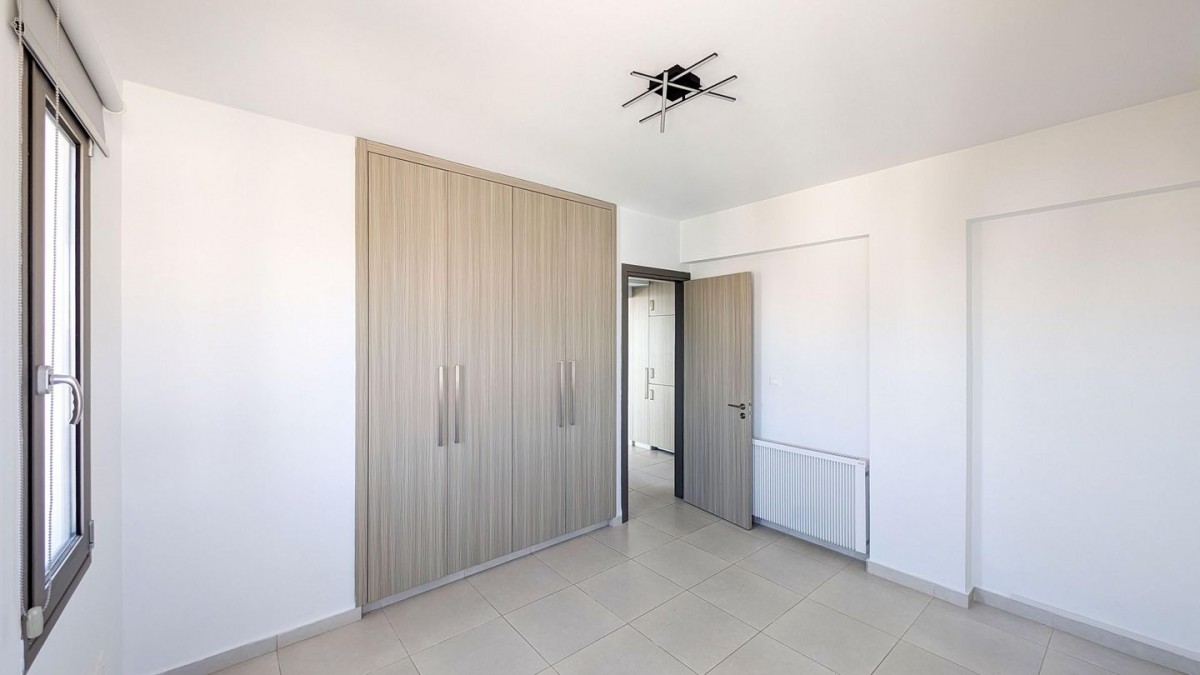 Two-Bedroom Apartment with Roof Garden in Lakatamia, Nicosia