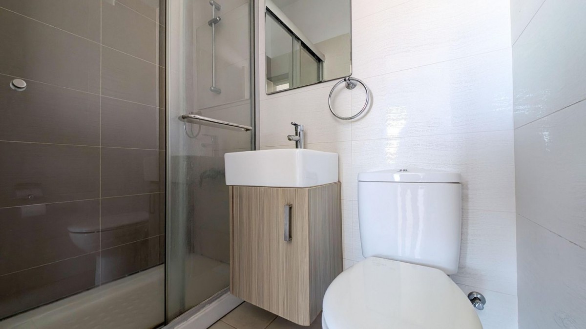 Two-Bedroom Apartment with Roof Garden in Lakatamia, Nicosia
