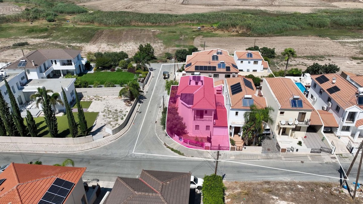 Aradippou, Larnaca Detached Villa For Sale | WW31575