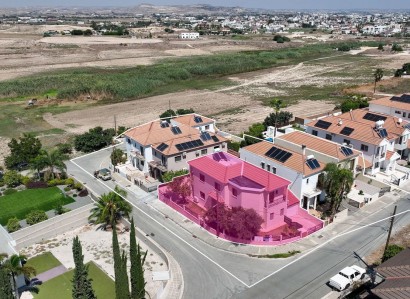 Aradippou, Larnaca Detached Villa For Sale | WW31575