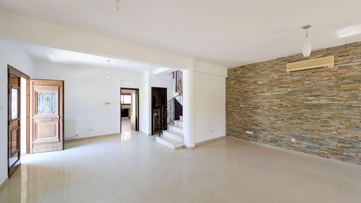 Four-Bedroom House in Aradippou, Larnaca