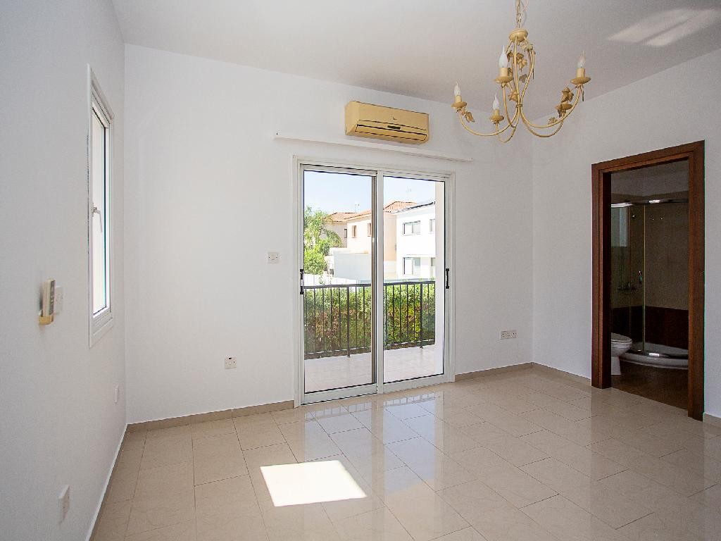 Houses - Aradippou, Larnaca