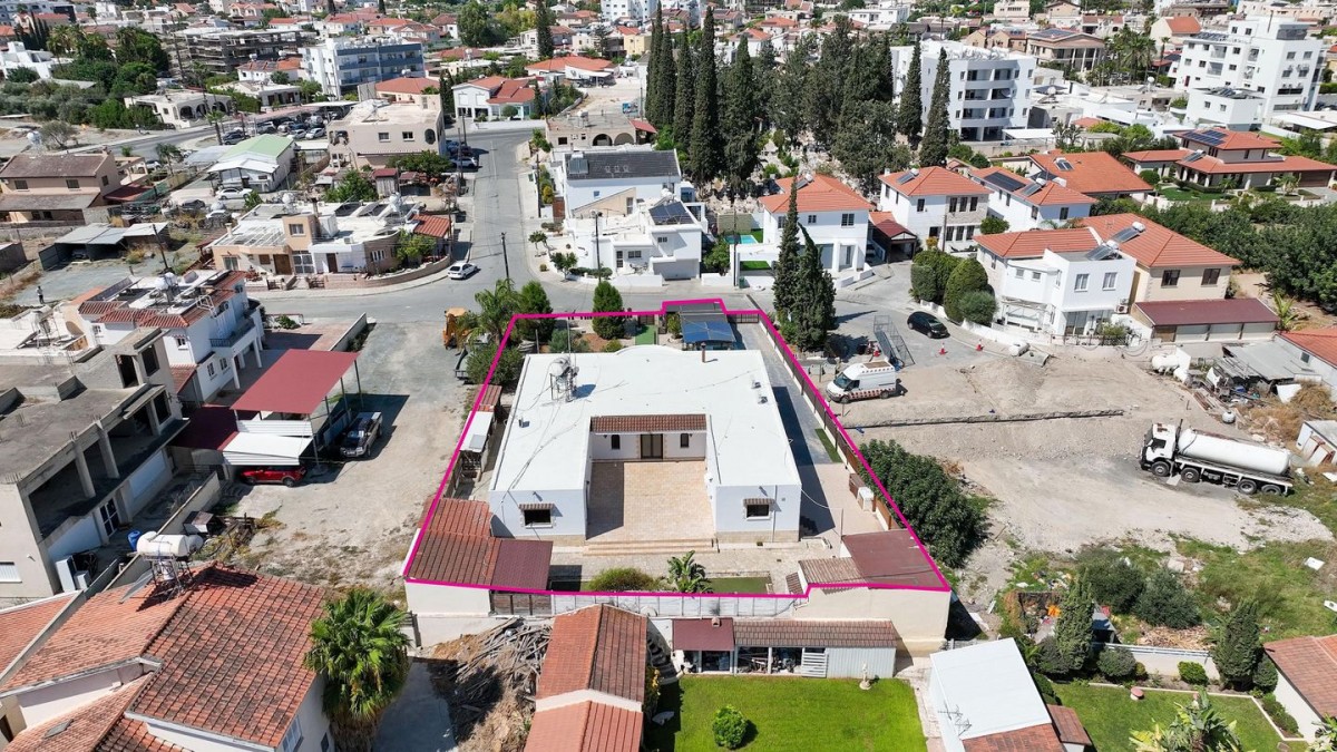 Three-Bedroom House in Agios Fanourios, Aradippou, Larnaca