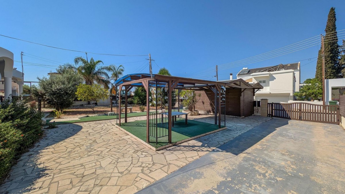 Three-Bedroom House in Agios Fanourios, Aradippou, Larnaca