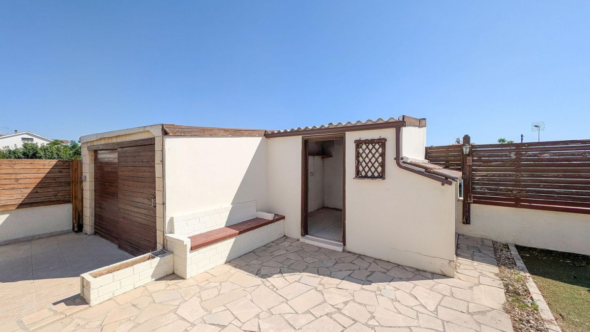 Three-Bedroom House in Agios Fanourios, Aradippou, Larnaca