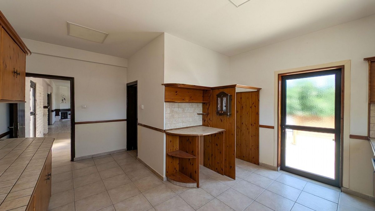 Three-Bedroom House in Agios Fanourios, Aradippou, Larnaca