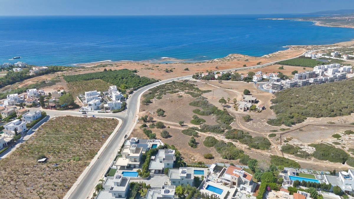 Detached Villa For Sale  in  Peyia - Sea Caves