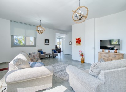 Peyia - Sea Caves, Paphos Detached Villa For Sale | WW31593