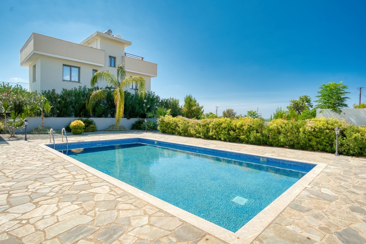 Detached Villa For Sale  in  Peyia - Sea Caves