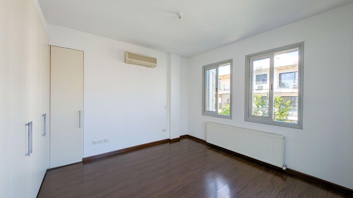 Four-Bedroom House with attic in Lakatamia, Nicosia