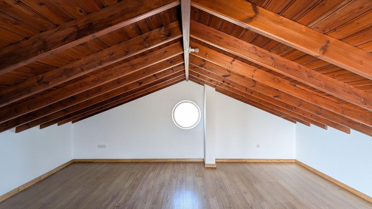 Four-Bedroom House with attic in Lakatamia, Nicosia