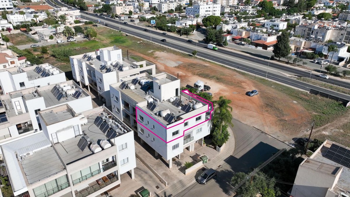 Top Floor Three-bedroom apartment in Agios Vasilios Quarter, Strovolos, Nicosia